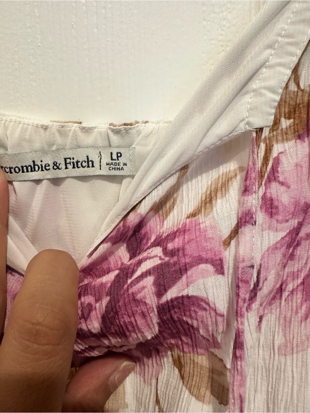 Abercrombie & Fitch Cream Maxi Dress with Pink Floral Print - Picture 2 of 2